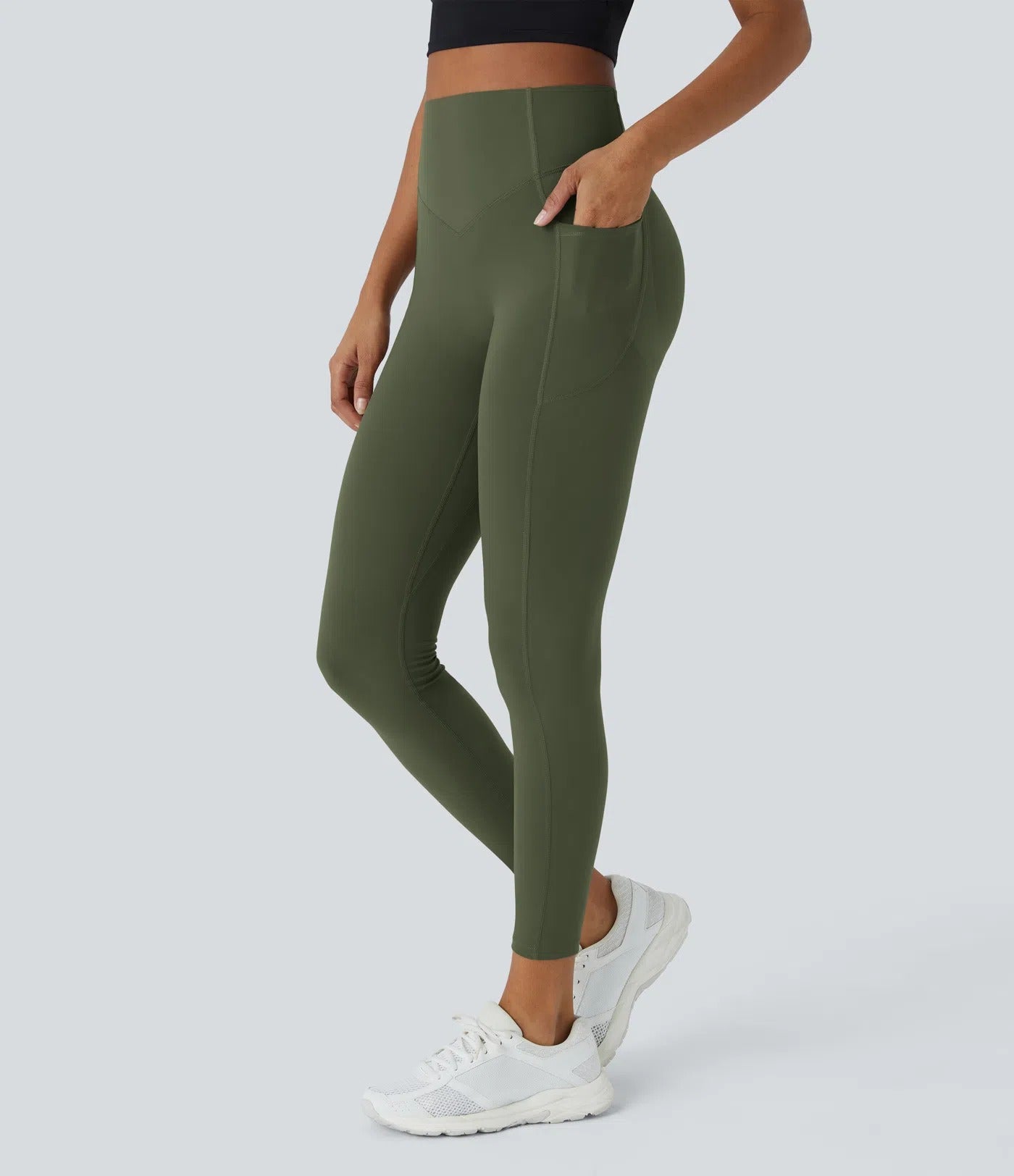 GlowLift Sculpted Leggings – Elegant Fit with Peach Effect