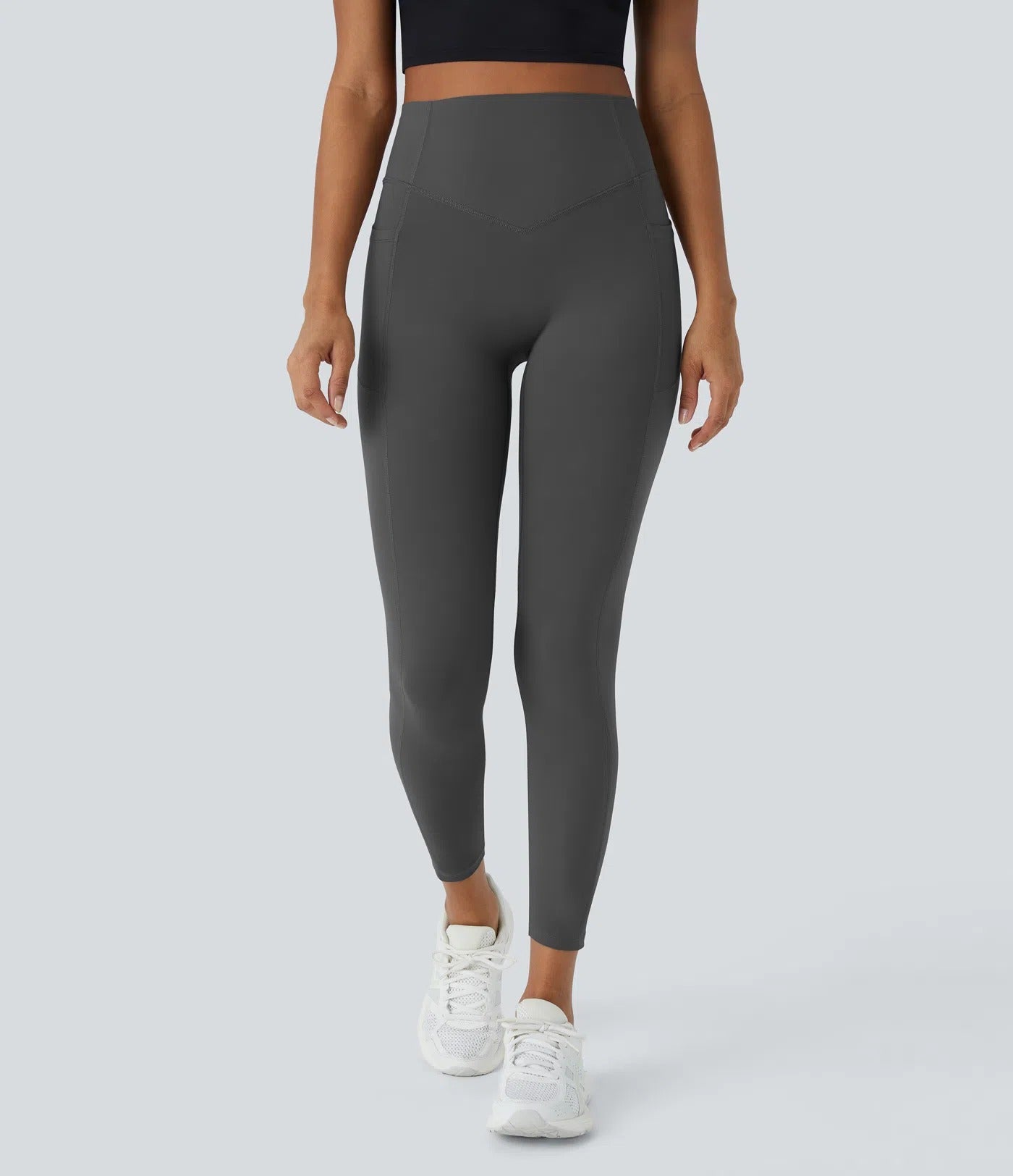 GlowLift Sculpted Leggings – Elegant Fit with Peach Effect