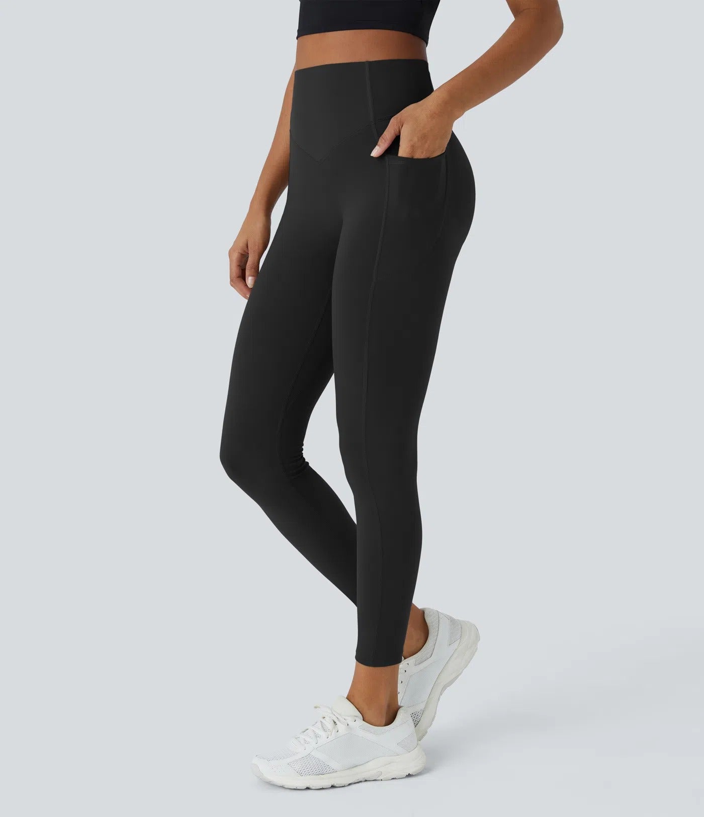 GlowLift Sculpted Leggings – Elegant Fit with Peach Effect
